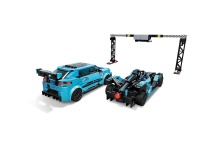 LEGO&reg; 76898 Speed Champions Formular E Panasonic Jaguar Racing GEN2 car und Jaguar I-PACE eTROPHY