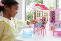 Mattel FXG55 Barbie Ferienhaus mit M&ouml;beln und Puppe