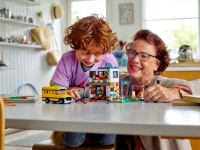 LEGO&reg; 60329 City Schule mit Schulbus